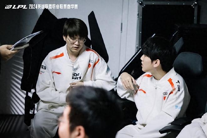 欧锦赛首战 欧锦赛首战